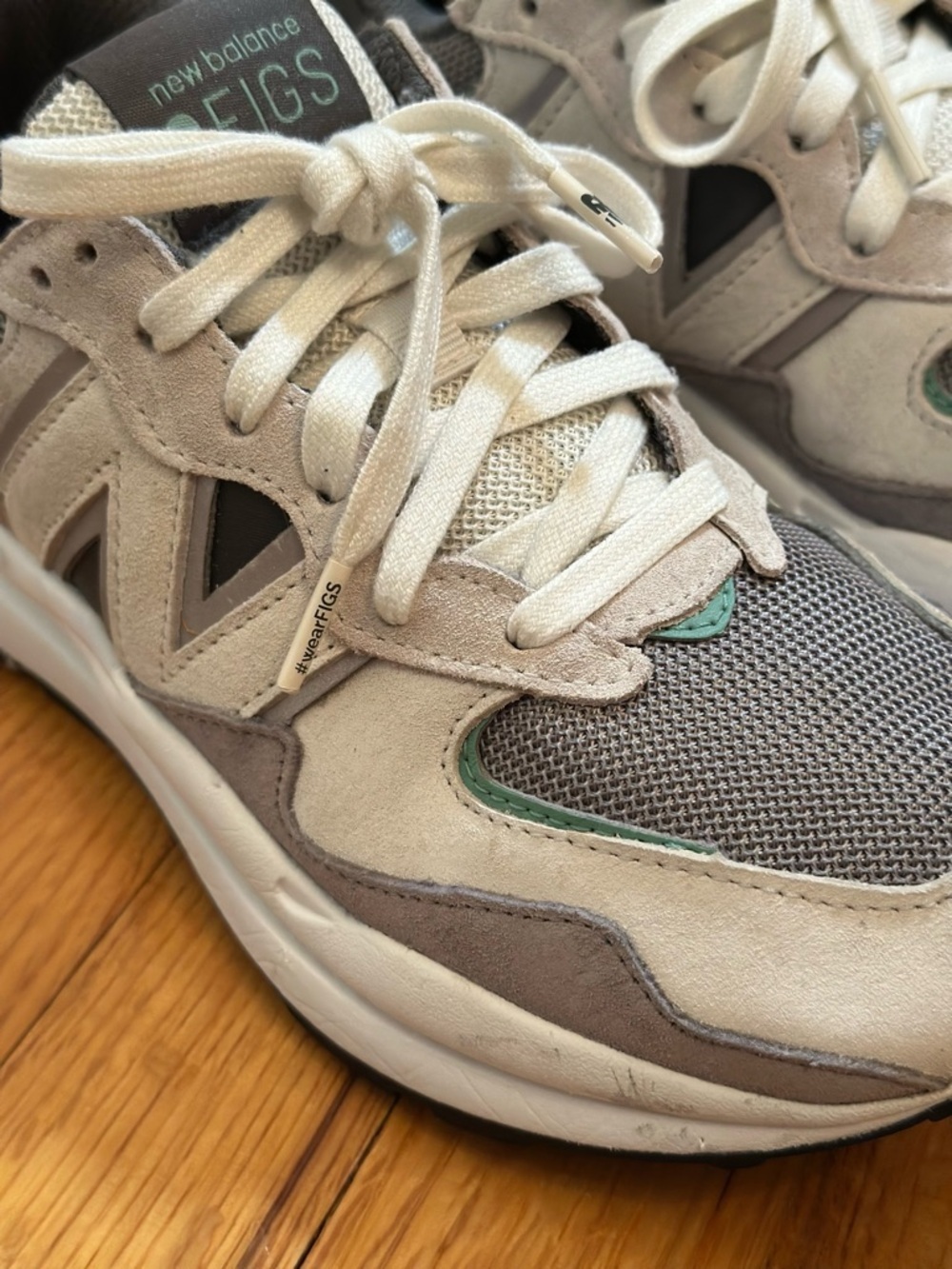 New Balance57/40 x Figs 'Eucalyptus Grey Men’s Size 5 - Picture 13 of 15